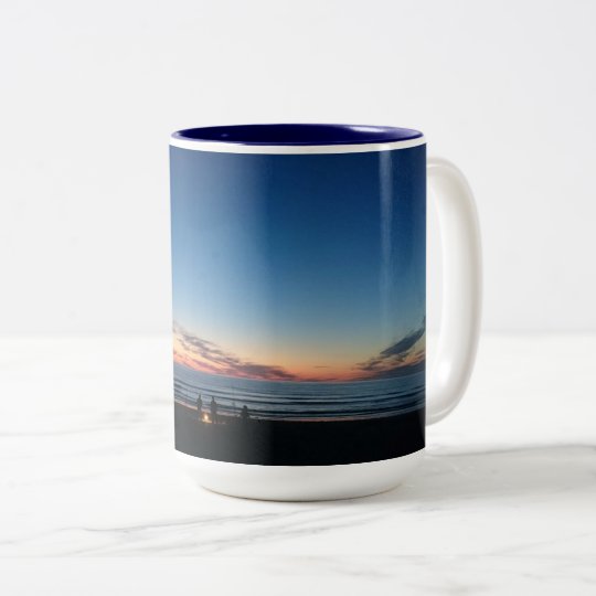 Coucher du soleil de bord de la mer. Pêche de nuit Tasse 2 Couleurs