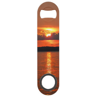 Coucher du soleil de Vermilion de lac