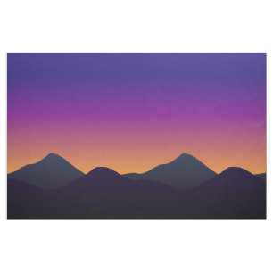 Coucher du soleil et montagnes dessinant le tissu