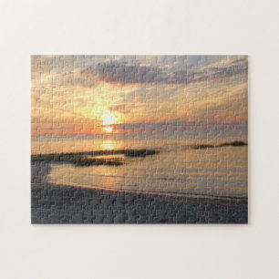 Coucher du soleil magnifique au-dessus de puzzle