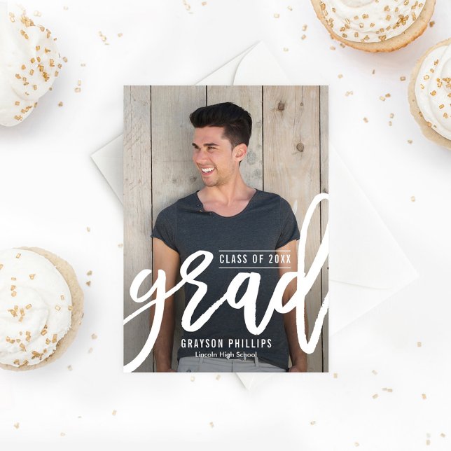 Couleur modifiable Brossé Graduation Invitation (Créateur téléchargé)