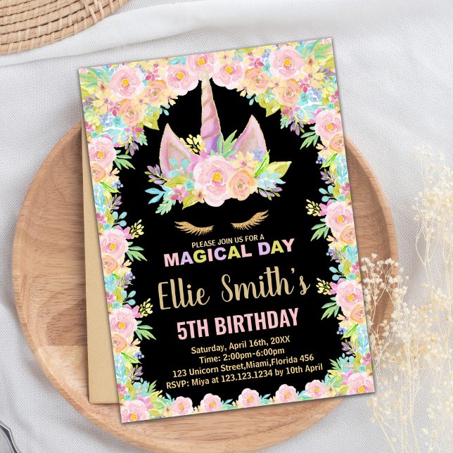 Couleurs florales Unicorne noire Invitations d'ann (Floral Colors Black Unicorn Birthday Invitations)