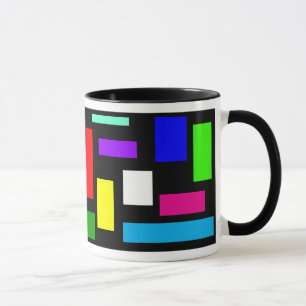 Couleurs sur la tasse de café noire d'arrière -