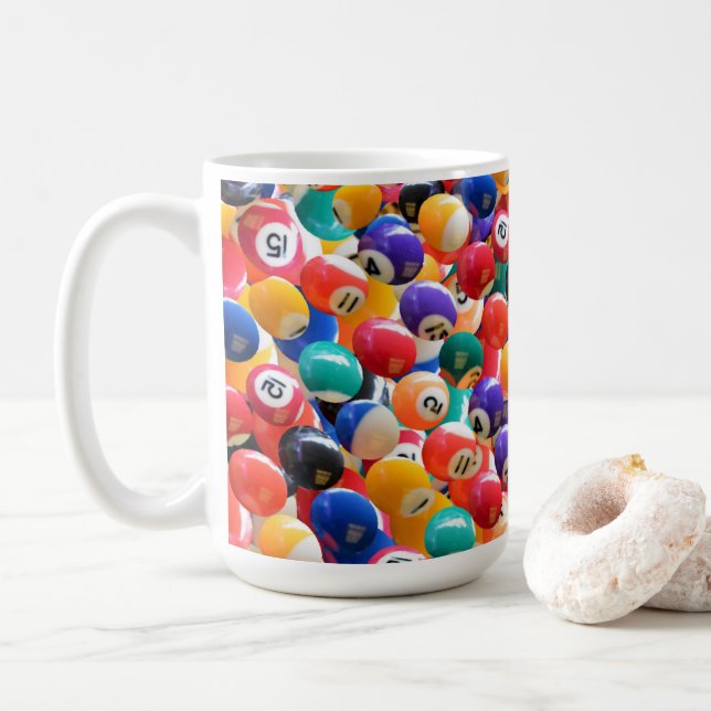 Couleurs Traditionnelles De Boule De Soit, Mug De  (Avec donut)