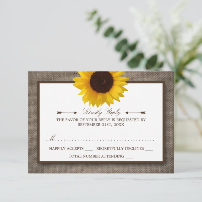 Country Rustic Tournesol & Burlap Wedding RSVP (Debout devant)