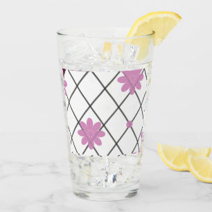 Coupe de verre floral joyeux et brillant