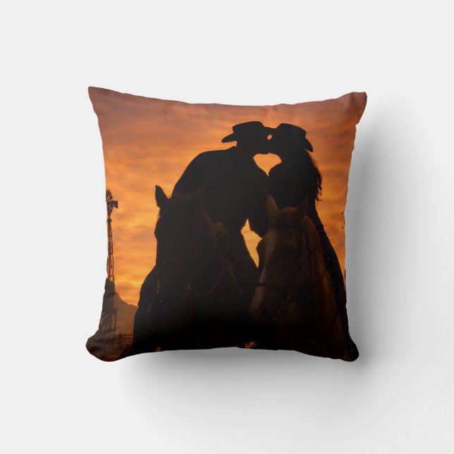 Couple de cowboys de l'Ouest Coussin de jet (Recto)