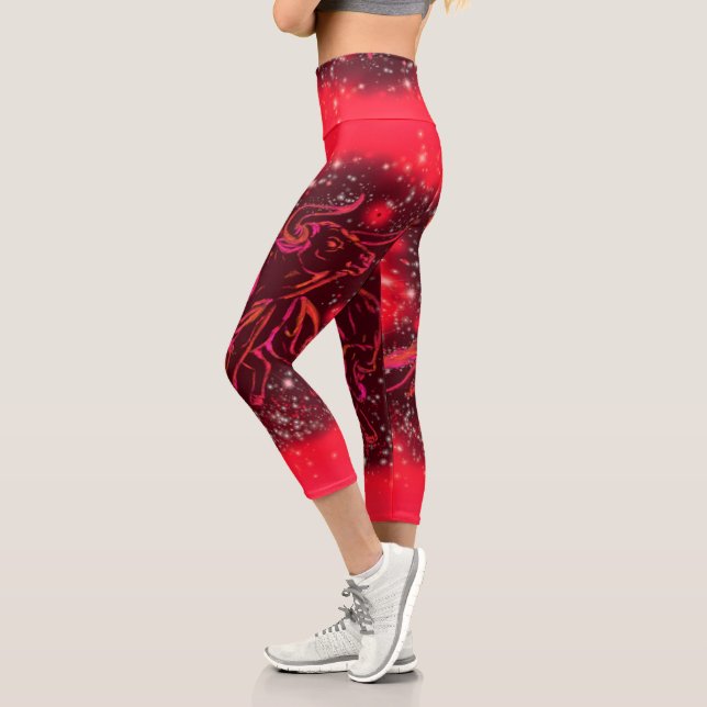Courir Des Leggings Bull Capri Dans La Nuit Rouge  (Gauche)