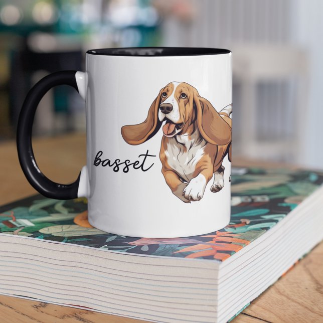 Courir et jouer Basset Hound Mug (Basset Hound momma two toned coffee mug that you can customize.  For all basset lovers. )