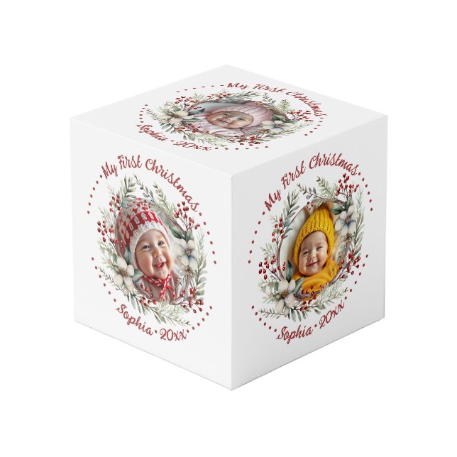 Couronne de Noël avec fleurs baies cube photo (Angle devant)