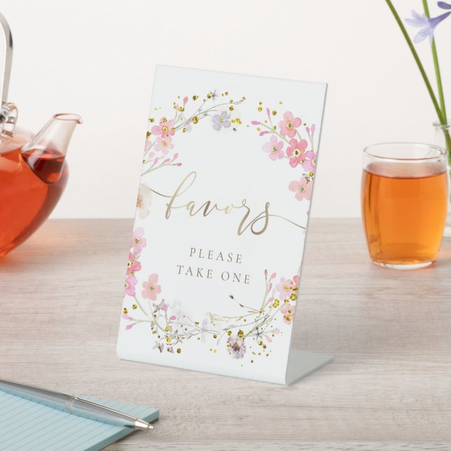 couronne fleurie favorise le panneau de piédestal (In SItu)