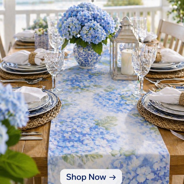 Court Chemin de table côtier à l'aquarelle Hydrangea ble (Elevate your table instantly with this coastal hydrangea runner perfect for elegant entertaining)