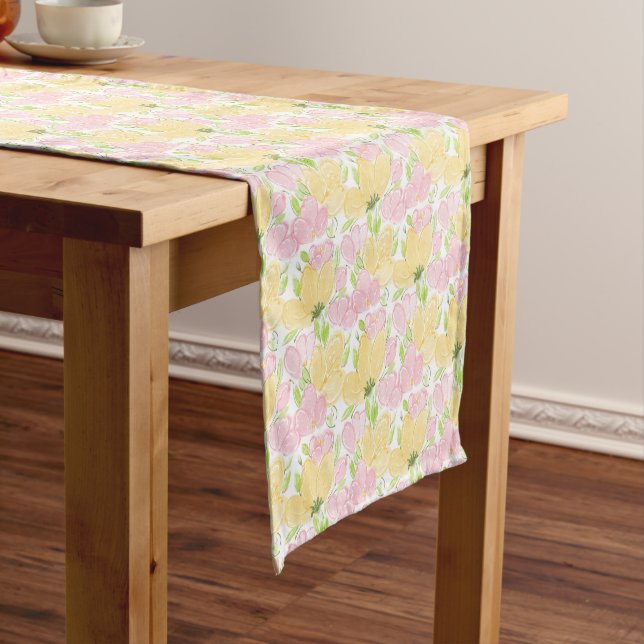 Court Chemin de table jaune rose floral (In Situ)