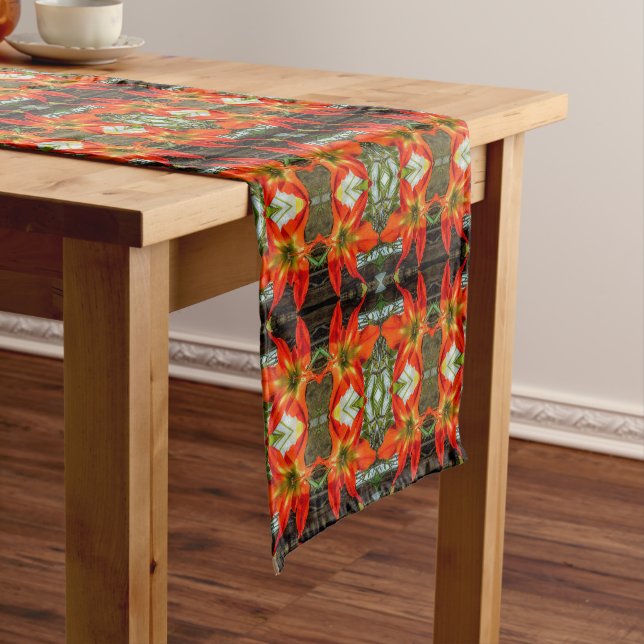 Court Chemin de table motif Amaryllis (In Situ)
