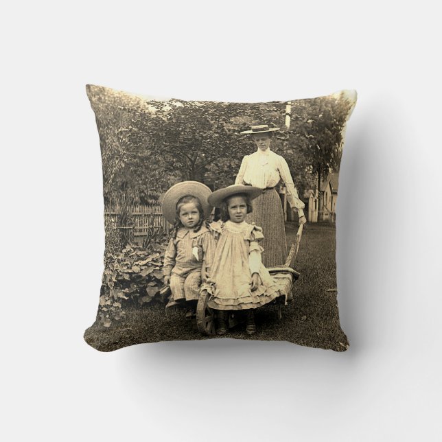 Coussin 1890's photo Heirloom Jardin Mère Fille filles (Recto)