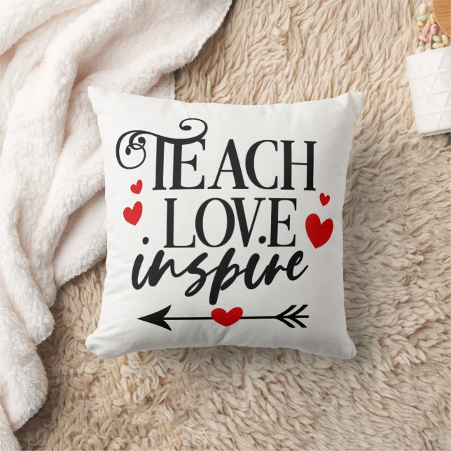 Coussin 1/2 Enseigner l'amour Inspirer Chemise maternelle  (Couverture)