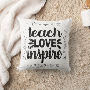 Coussin 1- Enseigner l'Amour Inspirer chemise, Retro Ensei