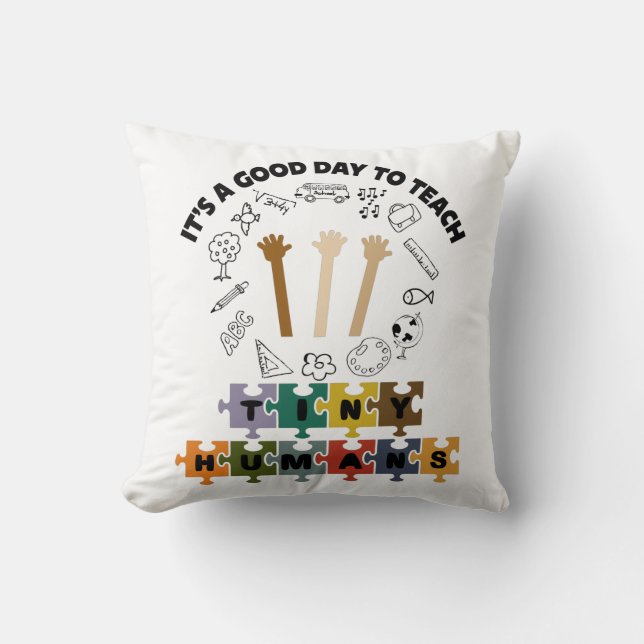 Coussin 2/4, C'est un bon jour pour apprendre de minuscule (Recto)