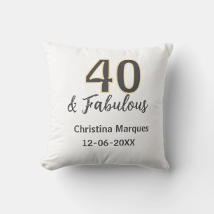 Coussin 40 ans et merveilleux calligraphie gris jaune d'an