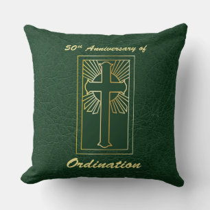 Coussin 50e anniversaire de l'ordination Regarder en cuir