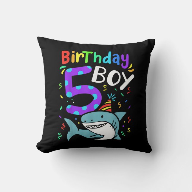 Coussin 5e anniversaire Cinq ans, Cadeaux de requin (Recto)