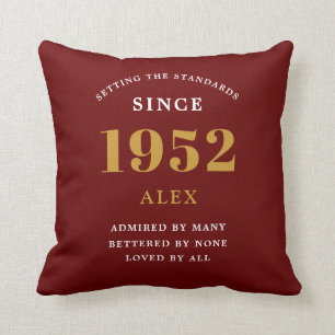 Coussin 70e anniversaire Nom 1952 Rouge or élégant chic