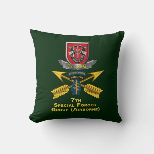 Coussin 7e Groupe des forces spéciales (Recto)