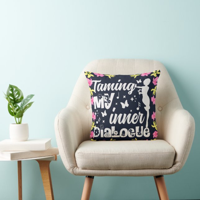 Coussin à bordure florale pour apprivoiser mon dia (Chaise)