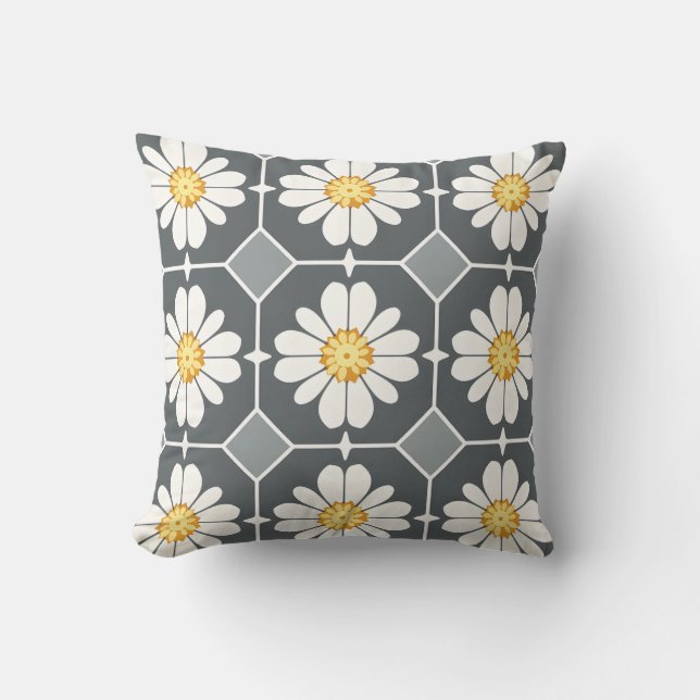 coussin à fleurs blanches avec centre jaune (Recto)