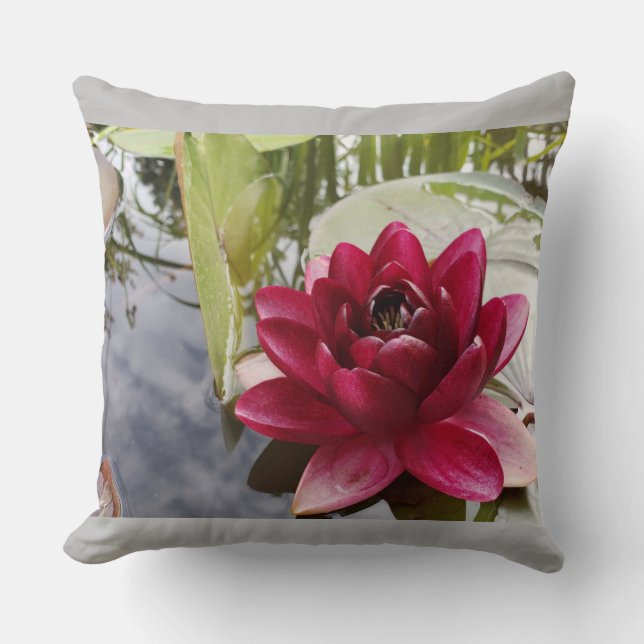 Coussin à fleurs de Lotus (Recto)