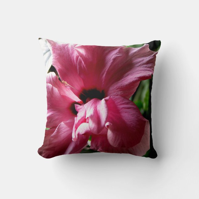 Coussin à fleurs rose (Recto)