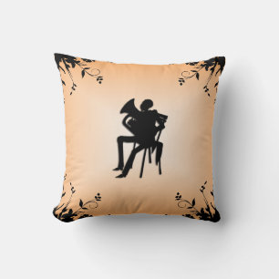 Coussin à jeter silhouette de joueur d'euphonium M
