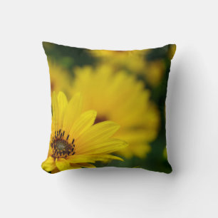 Coussin à lancer d'hélium de marguerite jaune