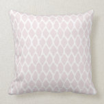 Coussin à motifs rose pâle et oignon blanc<br><div class="desc">Un motif moderne et chic blanc et rose fait de ces coussins d'accents un grand détail pour votre tapis mod.</div>