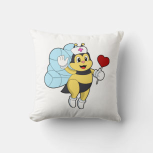 Coussin Abeille comme infirmière avec coeur.PNG