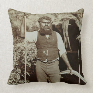 Coussin Aborigène avec un boomerang, c.1860s (photo de