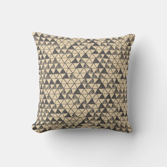 Coussin Abstrait Motif triangle Vintage. (Recto)
