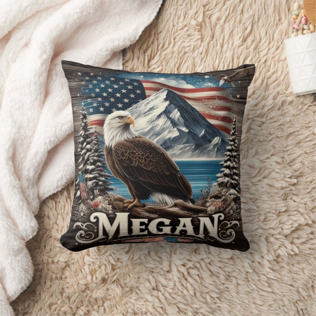 Coussin Aigle avec drapeau américain et montagne (Couverture)