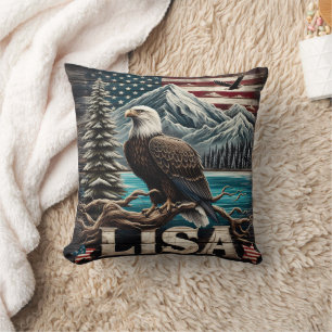 Coussin Aigle Balle Perché Sur La Branche Contre Vue Monta