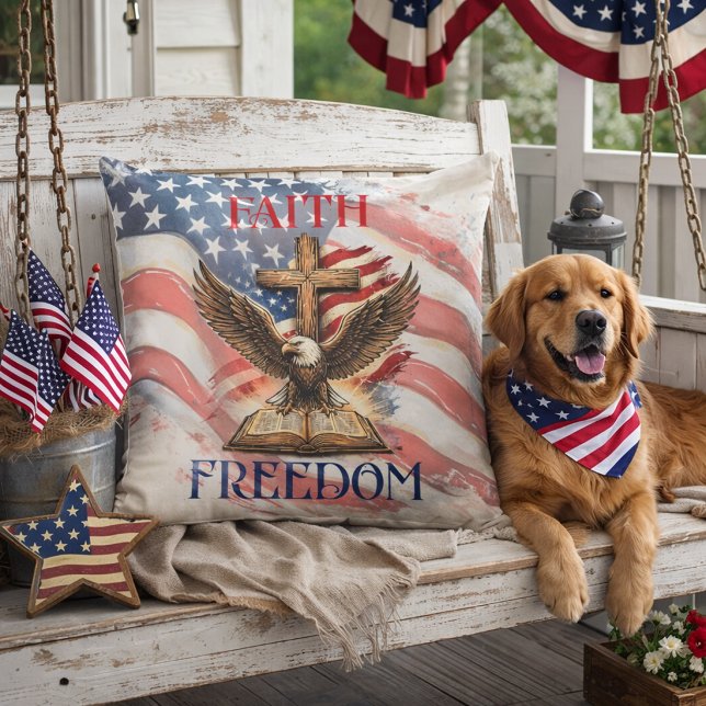 Coussin Aigle Hommage Foi & Liberté (Créateur téléchargé)