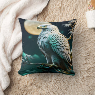 Coussin Aigle perché sous ciel clair de lune la nuit