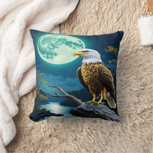 Coussin Aigle Perché Sur La Roche Sous La Pleine lune