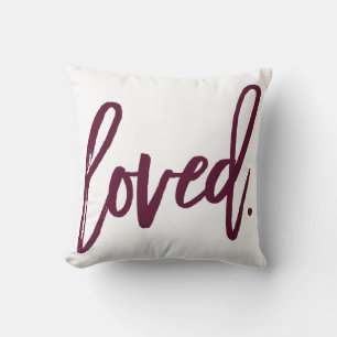 Coussin Aimé. Typographie de script tendance moderne Bourg