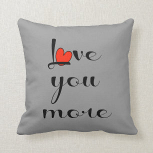 Coussin Aimez-vous davantage, coeur rouge noir de W sur le