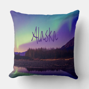 Coussin Alaska Northern Lights Mountains Lake