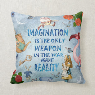 Coussin Alice dans la citation de collage du pays des