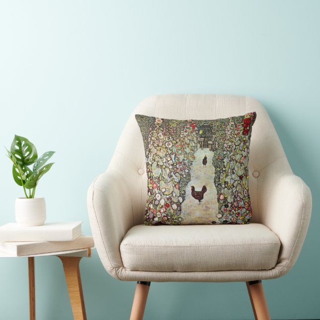 Coussin Allée de jardin avec des poules, Gustav Klimt, Art (Chaise)