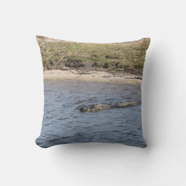 Coussin Alligator d'Amérique nageant dans une rivière maré (Recto)