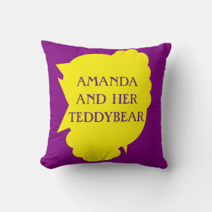 Coussin Amanda et son motif nounours sur jaune violet