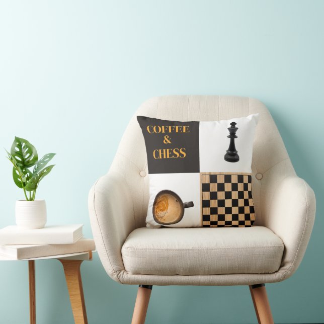 Coussin Amateurs de café et d'échecs et joueurs d'échecs (Chaise)